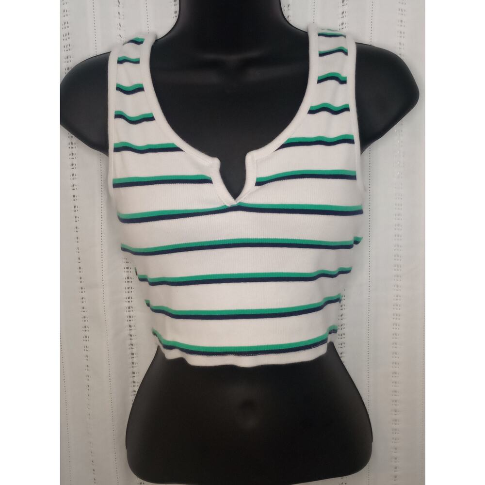 White Striped Crop Top - Skater Sporty Summer Casual Streetwear - Medium